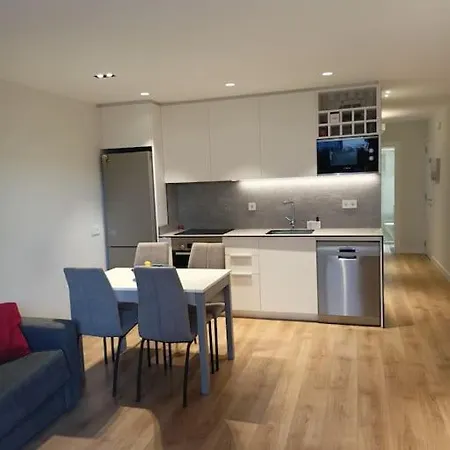 Planta Baja Con Terraza En Zona Centrica * 普拉加德阿罗